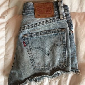 Levi’s 501 high waisted shorts